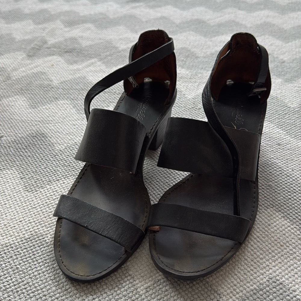 Madewell Leather Ankle Strap Sandals block heel